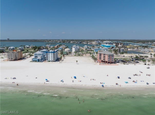 800-802 Estero Boulevard, Fort Myers Beach, FL 33931