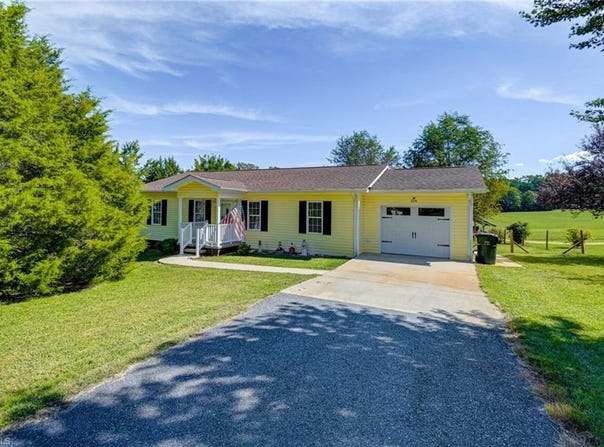 224 Tom Hunter Road, Pilot Mountain, NC 27041
