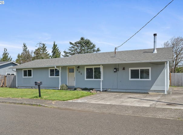 605 COTTONWOOD AVE, Tillamook, OR 97141