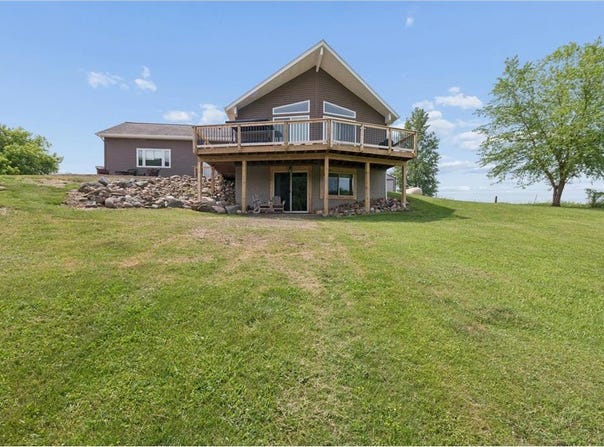 1815 211th Street, Eureka, WI 54824