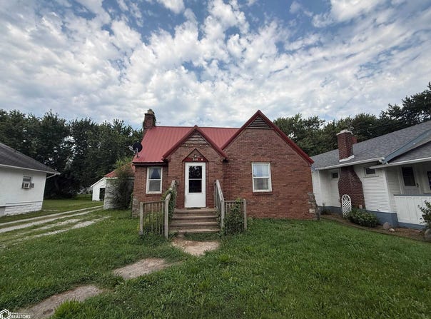 520 N Park Avenue, Centerville, IA 52544