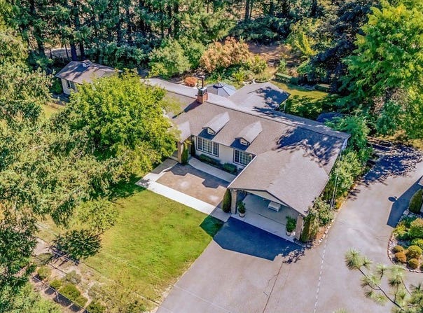 1121 YEUST Rd, Azalea, OR 97410