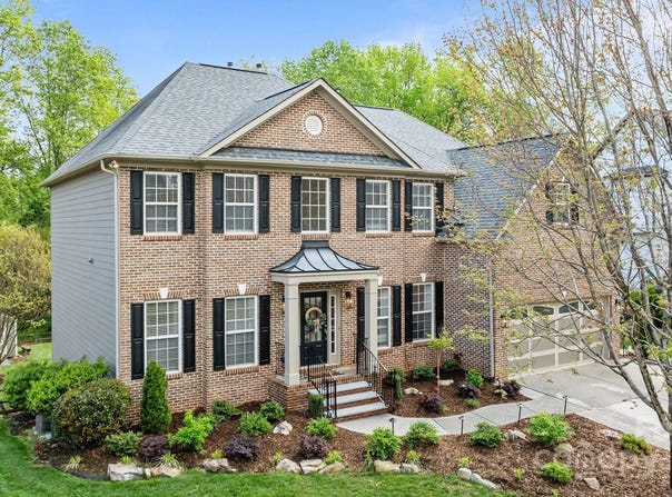 1809 Robbins Meadows Drive, Waxhaw, NC 28173