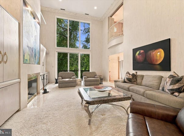 519 LINDY Lane, BALA CYNWYD, PA 19004