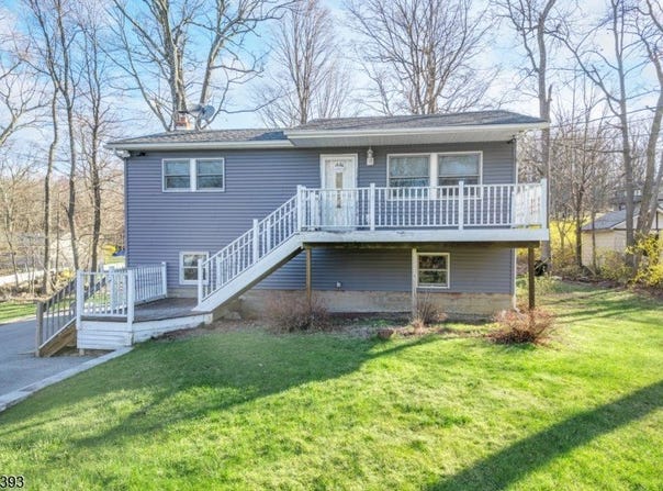 7 Cardinal Rd, Vernon Twp., NJ 07422-1031