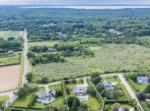 702 David Whites Lane, Southampton, NY 11968