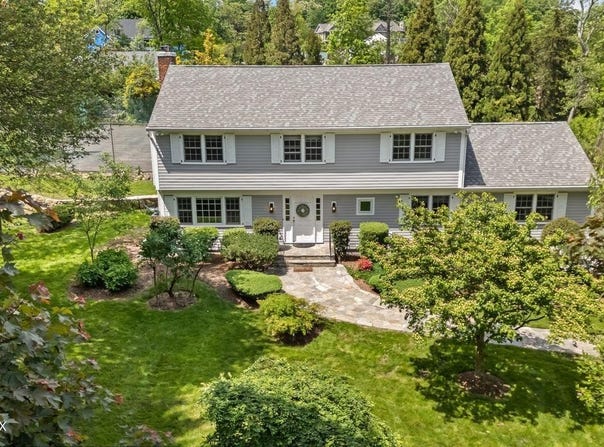 24 Lawrence Hill Road, Stamford, CT 06903