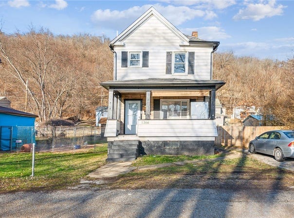 1266 Jefferson St, Parks Twp, PA 15690