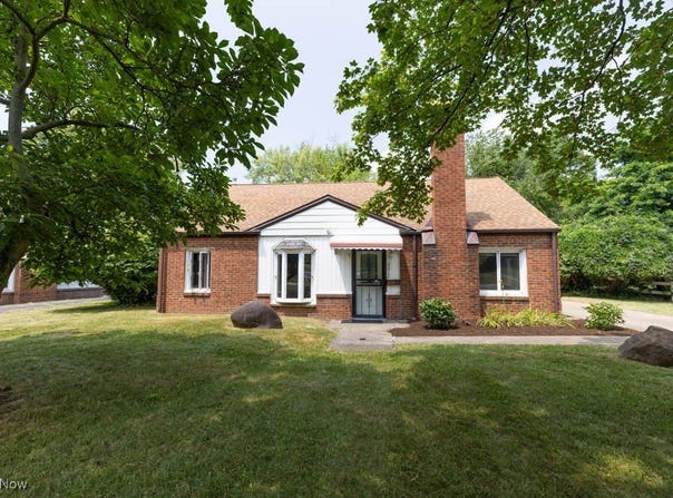 4011 Lancaster Road, South Euclid, OH 44121