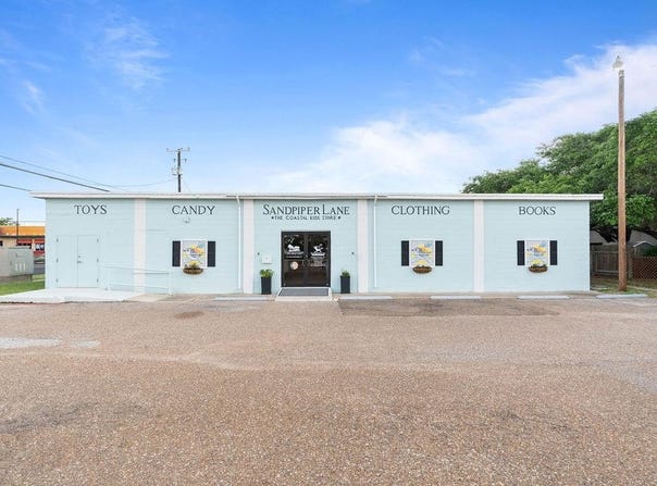 1700 HWY 35 N, ROCKPORT, TX 78382