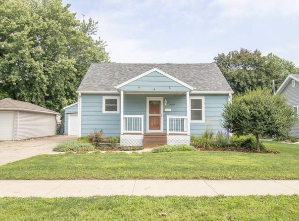 2029 15th St., Rock Valley, IA 51247