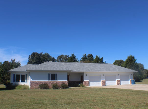 105 Cedar Creek Cove, Kevil, KY 42053