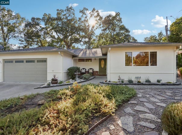 143 Montana Dr, Danville, CA 94526