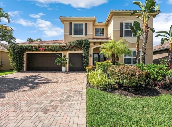 6582 Monterey Pt, NAPLES, FL 34105