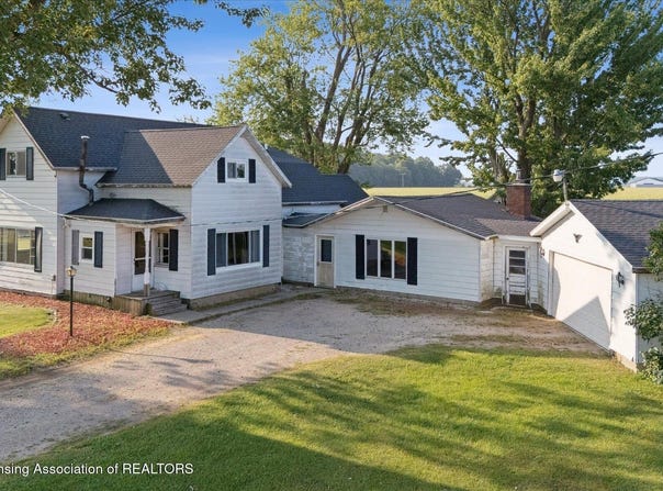 6103 W Roosevelt Road, Middleton, MI 48856