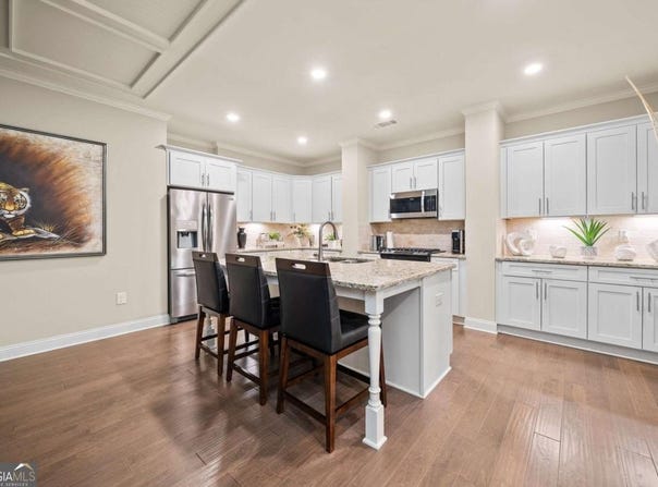 84 Cedarcrest Village, Acworth, GA 30101