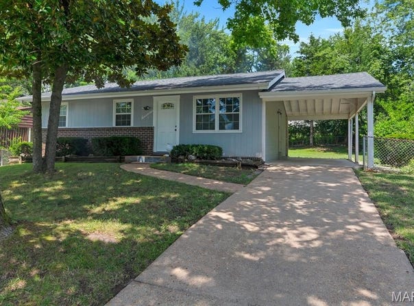 17 Edward Drive, Unincorporated, MO 63304
