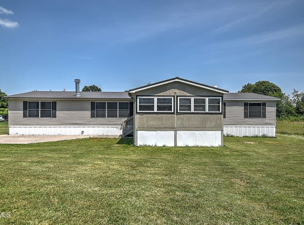 60 Lazy Brook Road, Chuckey, TN 37641
