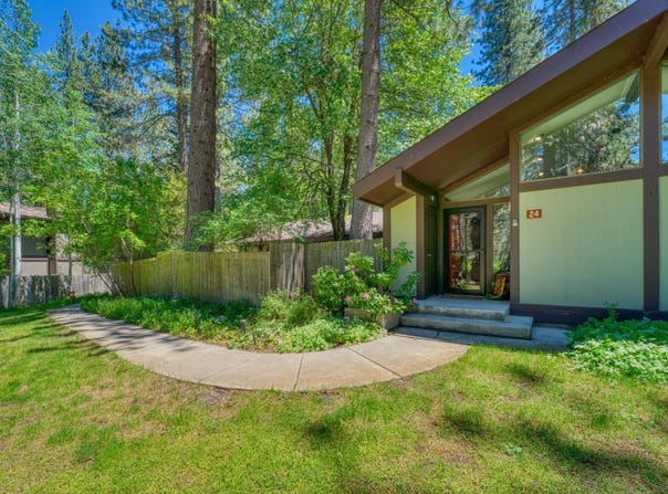 24 Graeagle Meadows Road, Graeagle, CA 96103