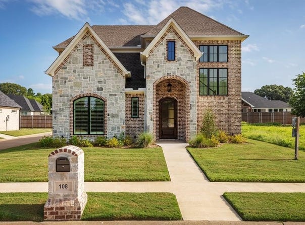 108 Winding Oaks Drive, Bullard, TX 75757