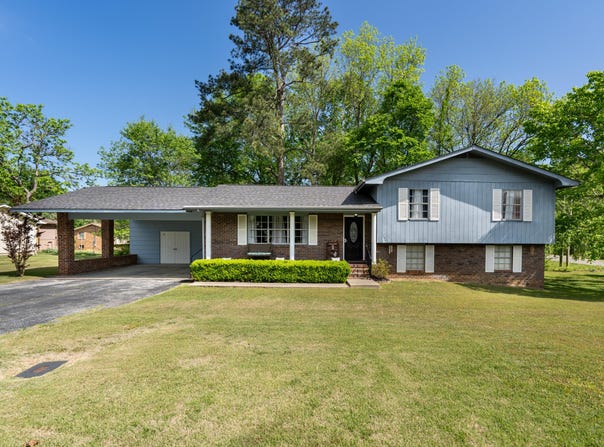 302 Johnson Street, LaFayette, GA 30728