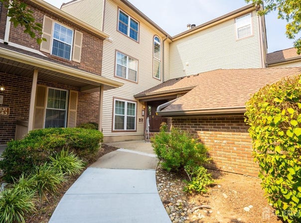 7123 Elm Court, South Brunswick, NJ 08852