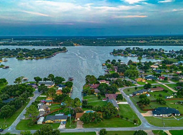 3713 Indian Creek Trail, Granbury, TX 76049