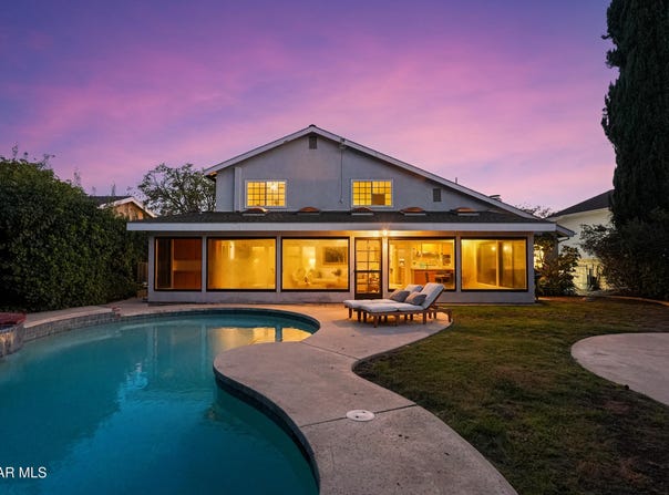 6403 Bayberry Street, Oak Park, CA 91377