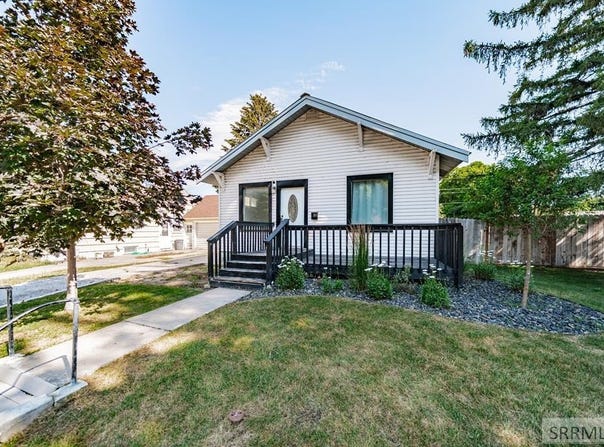 363 8th Street, Idaho Falls, ID 83401