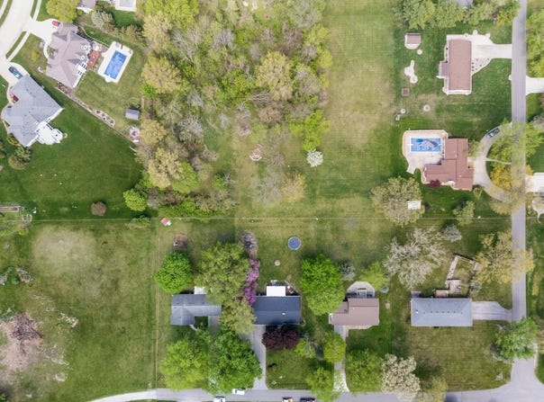 Rickey Lane, Fort Wayne, IN 46845