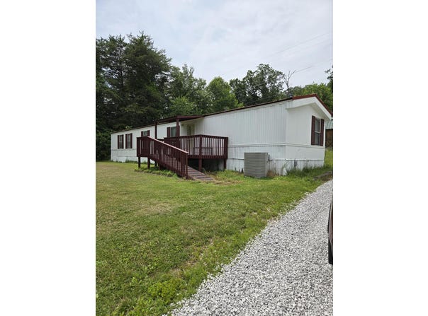 2174 Lambert Road, Berea, KY 40403