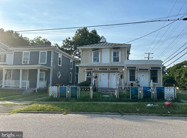 2203 FERNDALE AVENUE, PETERSBURG, VA 23803