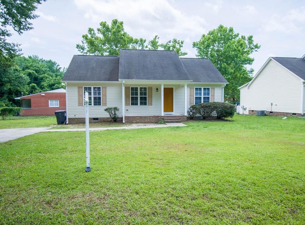 310 E Horton Street, Zebulon, NC 27597