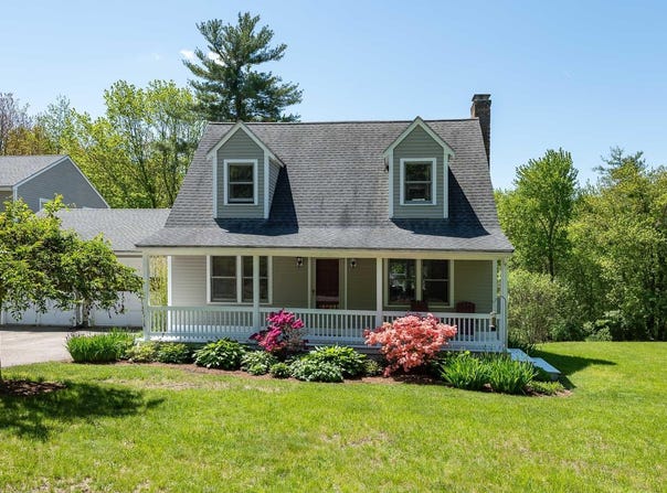 20 Campbell Drive, Hampton, NH 03842