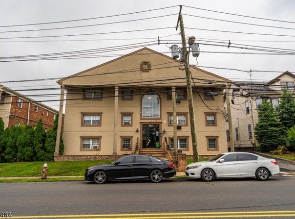816-826 W Grand St, Elizabeth City, NJ 07202-1009