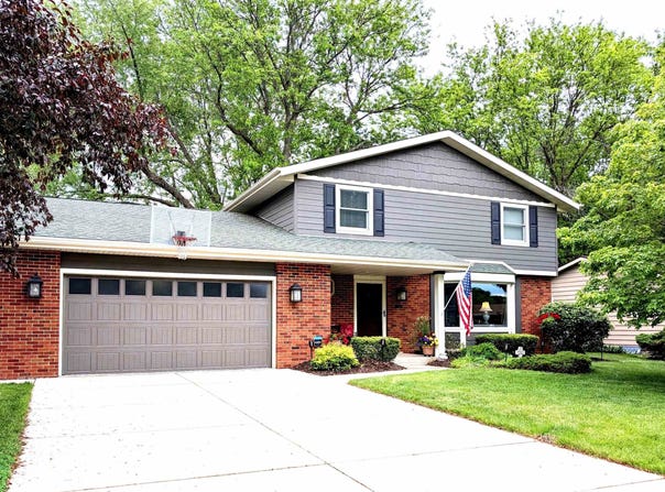 824 Suffolk Drive, Janesville, WI 53546