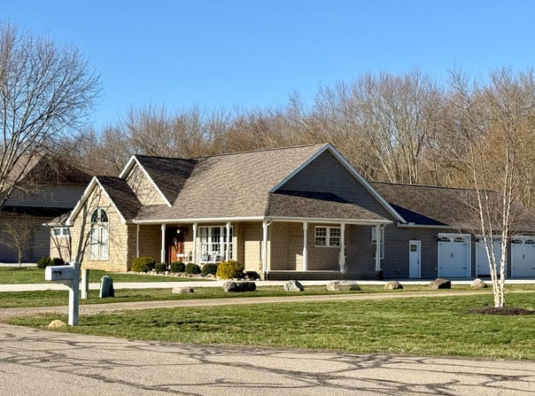 13861 Crescent Cove Avenue NE, Thornville, OH 43076