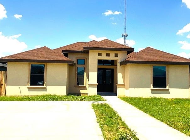2870 Rudy Bowles, Eagle Pass, TX 78852