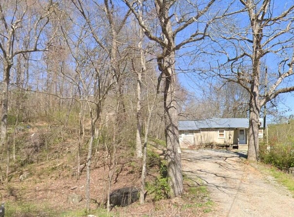 2421 Lower Cove Loop, Dayton, TN 37321
