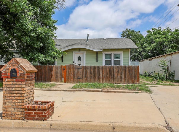 1211 S BUCHANAN Street, Amarillo, TX 79101-4436