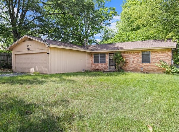 203 Drake Boulevard, Longview, TX 75605