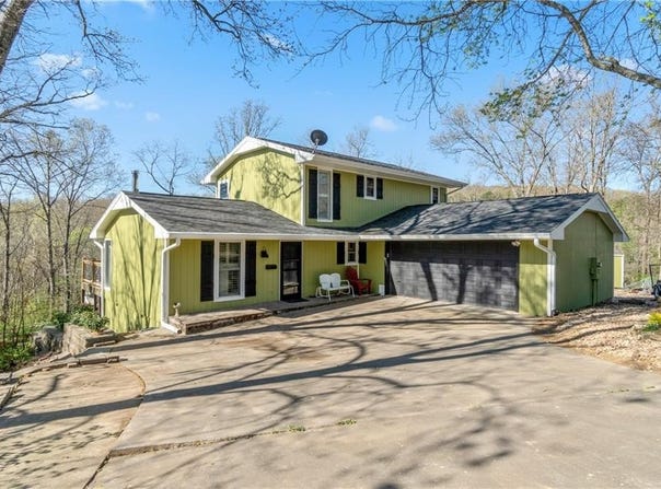 30 Strichen  DR, Bella Vista, AR 72715