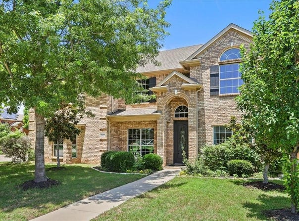 1128 Cactus Spine Drive, Fort Worth, TX 76052