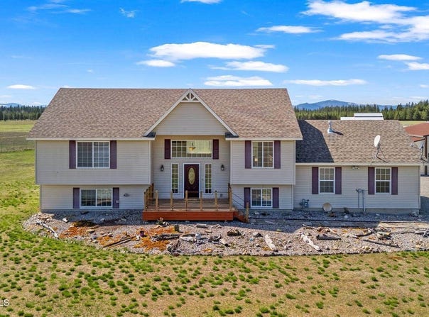 2996 East Briar Ct, Athol, ID 83801