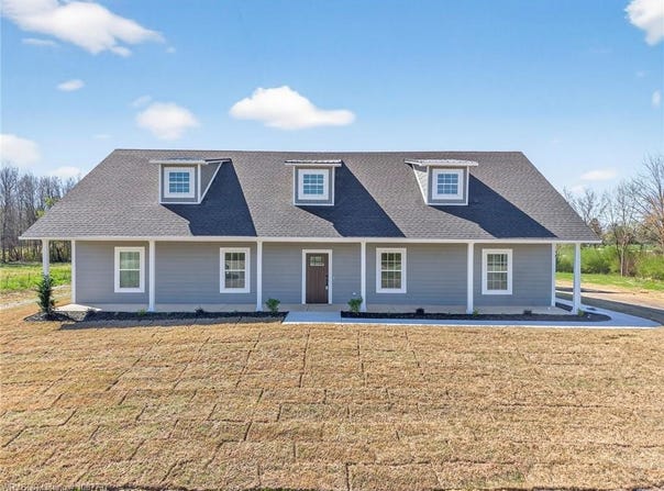 1019 Hwy 253, Lavaca, AR 72941