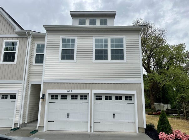 845 BROADWAY, West Cape May, NJ 08204