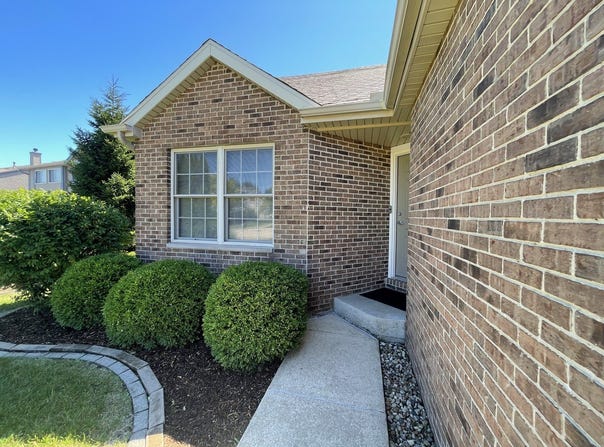 2506 Windward Boulevard, Champaign, IL 61821