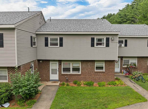 139 S Main Street, Laconia, NH 03246