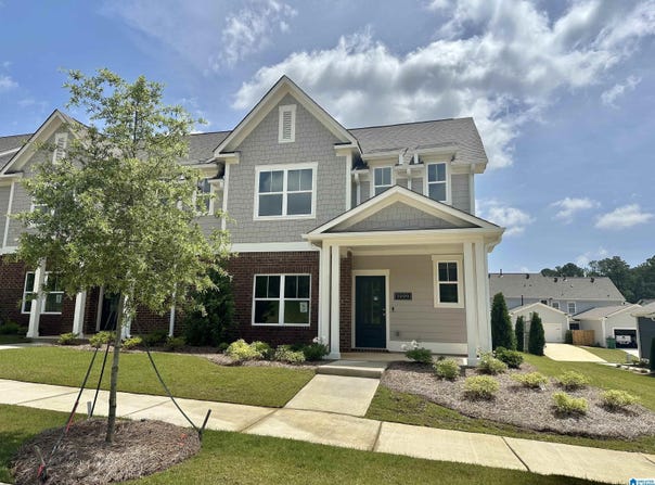 1009 GRAND RIVER BOULEVARD, LEEDS, AL 35094