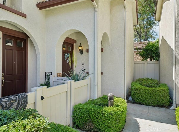33560 Willow Haven Lane, Murrieta, CA 92563